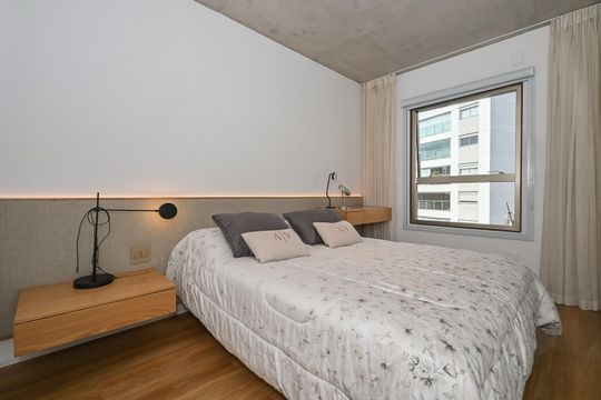 Quarto de apartamento à venda com 1 quarto, 72m² em Panamby, São Paulo