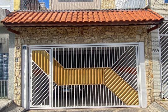 Fachada de casa para alugar com 4 quartos, 140m² em Cidade Antônio Estêvão de Carvalho, São Paulo