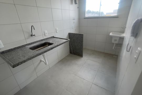 Cozinha de apartamento para alugar com 2 quartos, 52m² em Jardim Gramacho, Duque de Caxias