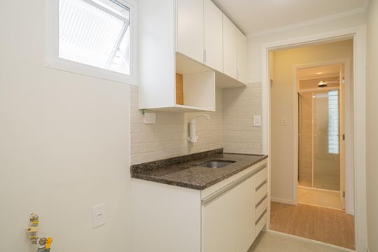 Cozinha de apartamento para alugar com 1 quarto, 29m² em Bela Vista, São Paulo