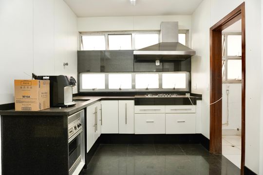 Cozinha  de apartamento para alugar com 4 quartos, 320m² em Serra, Belo Horizonte