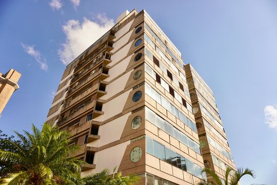 Fachada  de apartamento para alugar com 4 quartos, 320m² em Serra, Belo Horizonte