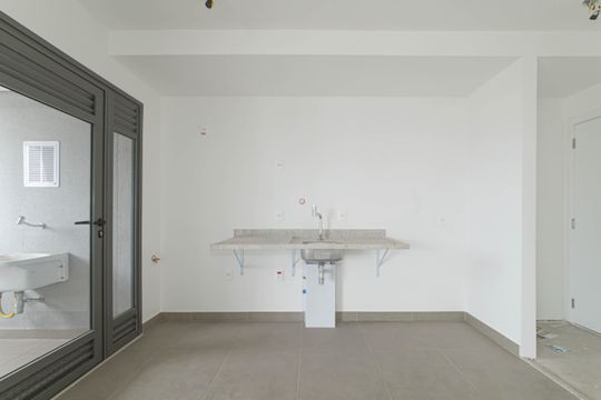 Cozinha de apartamento à venda com 2 quartos, 71m² em Pinheiros, São Paulo