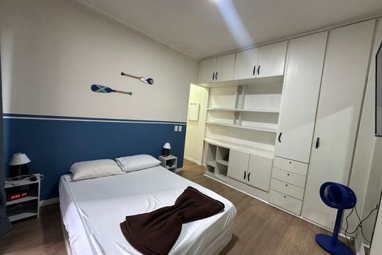 Quarto de apartamento para alugar com 1 quarto, 47m² em Itararé, São Vicente