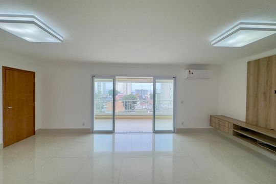 Sala de apartamento à venda com 3 quartos, 142m² em Vila Milton, Guarulhos