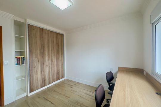 Quarto 2 de apartamento à venda com 3 quartos, 142m² em Vila Milton, Guarulhos