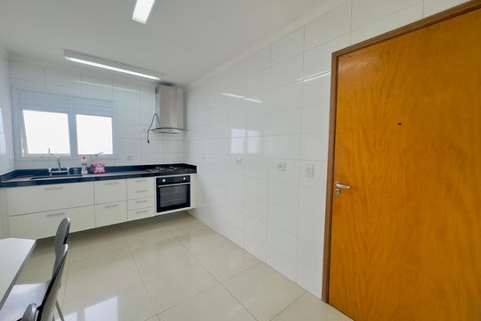 Cozinha de apartamento à venda com 3 quartos, 142m² em Vila Milton, Guarulhos