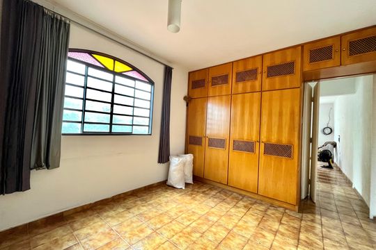 Casa para alugar com 3 quartos, 100m² em Jardim Oriental, São Paulo