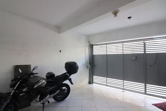 Garagem de casa à venda com 4 quartos, 75m² em Vila Carminha, São Bernardo do Campo