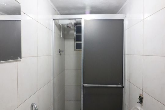 Banheiro Social Casa 2 de casa à venda com 4 quartos, 75m² em Vila Carminha, São Bernardo do Campo