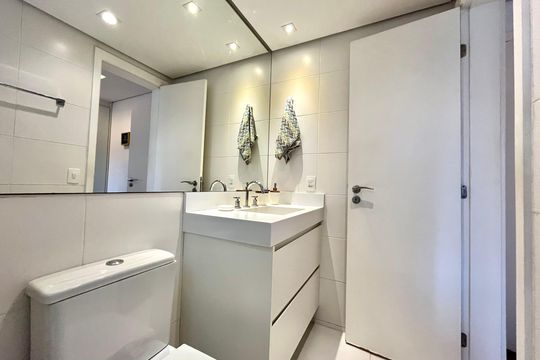 Banheiro da Suíte 2 de apartamento à venda com 2 quartos, 72m² em Vila Santa Catarina, São Paulo