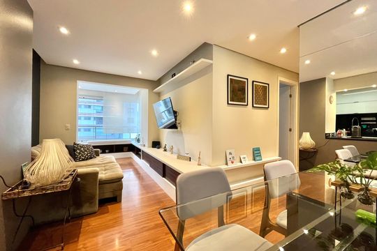 Apartamento à venda com 2 quartos, 72m² em Vila Santa Catarina, São Paulo