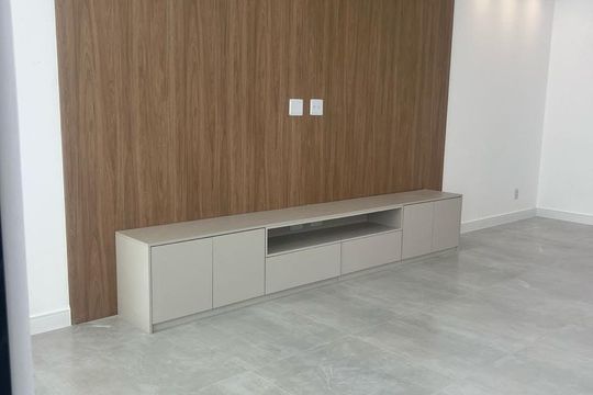 Sala de casa à venda com 3 quartos, 230m² em Camboinhas, Niterói