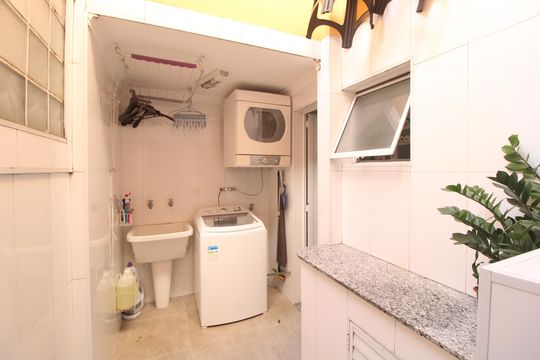 Lavanderia de casa à venda com 2 quartos, 160m² em Planalto Paulista, São Paulo