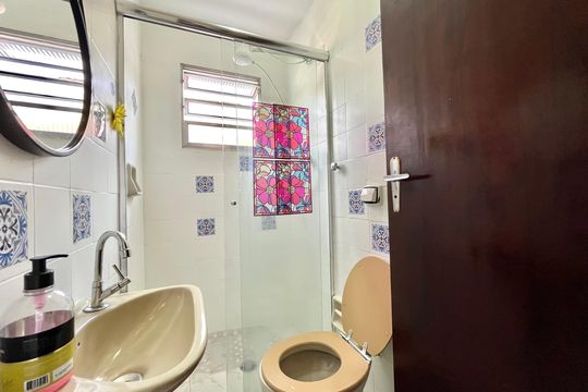 Banheiro Social de casa para alugar com 3 quartos, 133m² em Vila Guarani (zona Sul), São Paulo