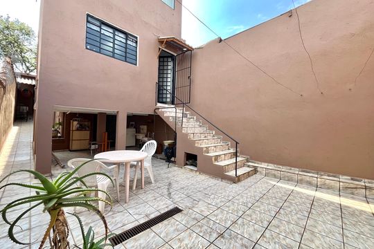 Casa para alugar com 3 quartos, 133m² em Vila Guarani (zona Sul), São Paulo