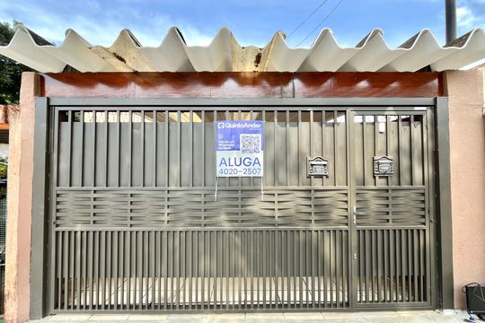 Fachada de casa para alugar com 3 quartos, 133m² em Vila Guarani (zona Sul), São Paulo