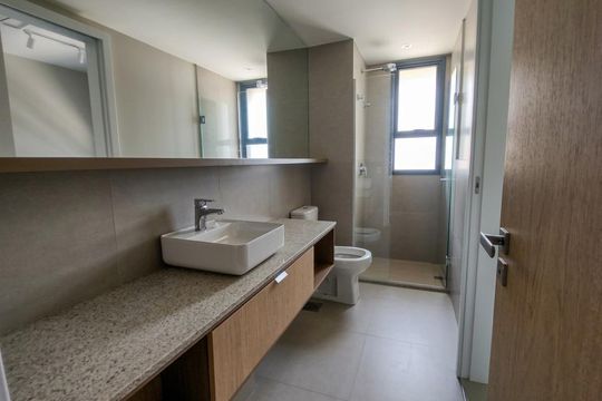 Banheiro de apartamento para alugar com 2 quartos, 73m² em Vila da Serra, Nova Lima