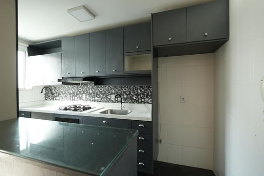 Cozinha de apartamento para alugar com 2 quartos, 50m² em Utinga, Santo André