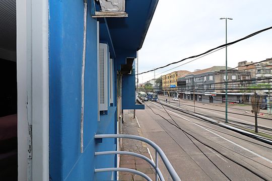 Sacada do Quarto 1 de casa à venda com 4 quartos, 137m² em Floresta, Porto Alegre