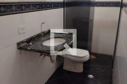 Banheiro de casa para alugar com 3 quartos, 148m² em Vila Clarice, Santo André
