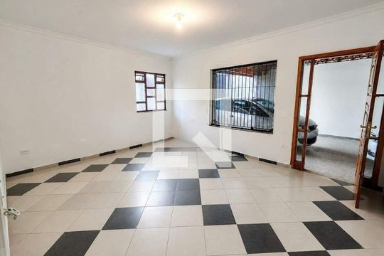 Sala de casa para alugar com 3 quartos, 148m² em Vila Clarice, Santo André