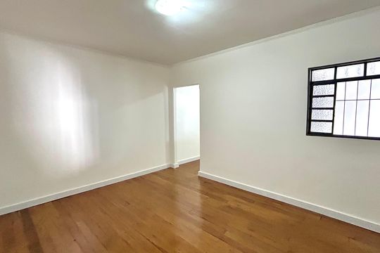 Casa à venda com 1 quarto, 175m² em Vila Nisia, Guarulhos