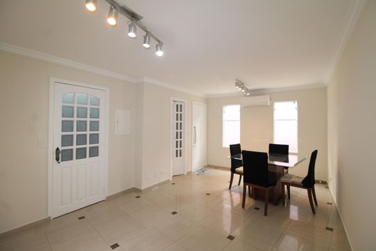 Sala de casa para alugar com 4 quartos, 100m² em Santana, São Paulo