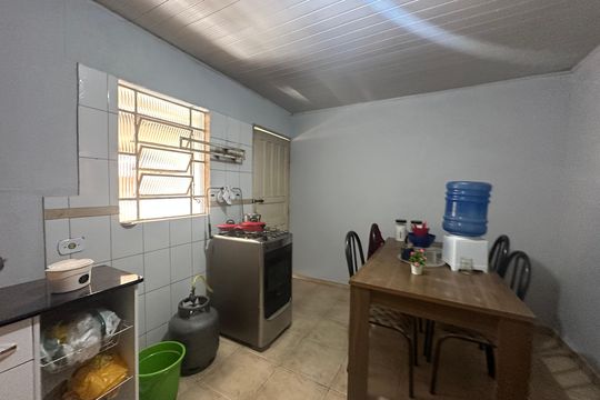 Cozinha de casa à venda com 4 quartos, 260m² em Jardim Tupa, Barueri