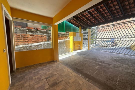Garagem de casa à venda com 4 quartos, 260m² em Jardim Tupa, Barueri