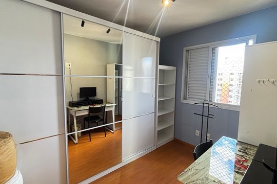 Quarto de apartamento para alugar com 2 quartos, 62m² em Vila Lea, Santo André