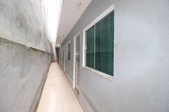 Área externa de casa à venda com 2 quartos, 700m² em Vila Regina, São Paulo