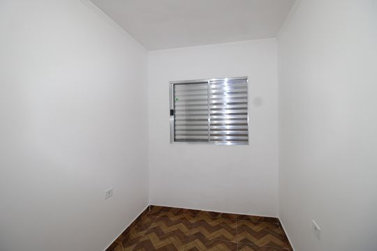 Quarto 1 de casa à venda com 2 quartos, 700m² em Vila Regina, São Paulo