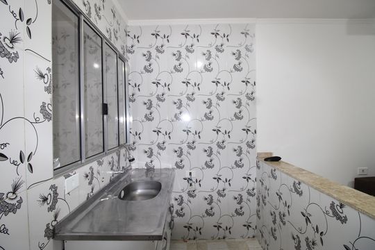 Cozinha de casa à venda com 2 quartos, 700m² em Vila Regina, São Paulo