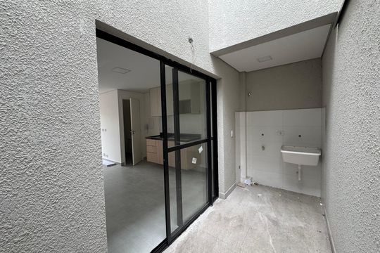 Varanda de casa de condomínio para alugar com 2 quartos, 60m² em Pestana, Osasco