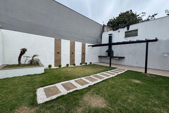 Área comum de casa de condomínio para alugar com 2 quartos, 60m² em Pestana, Osasco