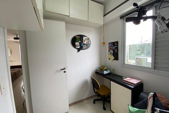 Quarto de apartamento à venda com 1 quarto, 95m² em Consolação, São Paulo