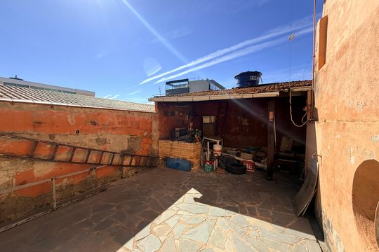 Área externa de casa à venda com 5 quartos, 300m² em Carlos Prates, Belo Horizonte