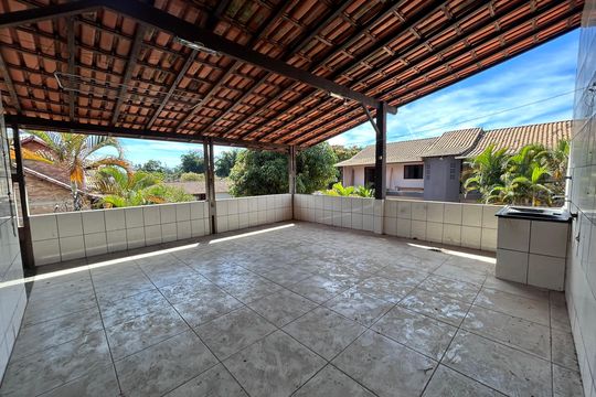 Casa para alugar com 16 quartos, 1000m² em Bandeirantes (Pampulha), Belo Horizonte