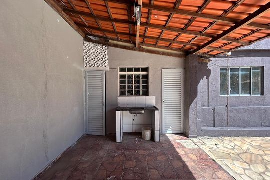 Casa para alugar com 16 quartos, 1000m² em Bandeirantes (Pampulha), Belo Horizonte