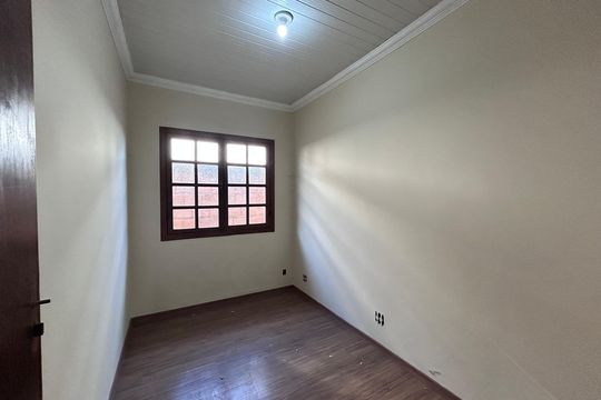 Casa para alugar com 16 quartos, 1000m² em Bandeirantes (Pampulha), Belo Horizonte