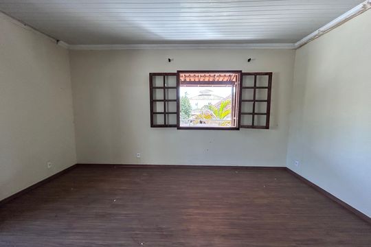 Casa para alugar com 16 quartos, 1000m² em Bandeirantes (Pampulha), Belo Horizonte
