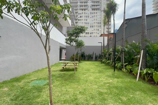 Área comum de kitnet/studio para alugar com 1 quarto, 25m² em Pinheiros, São Paulo