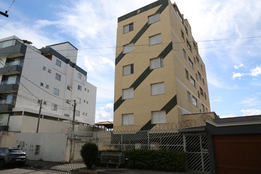 Fachada de apartamento à venda com 3 quartos, 72m² em Novo Eldorado, Contagem
