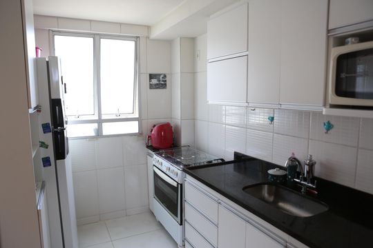 Cozinha de apartamento à venda com 3 quartos, 72m² em Novo Eldorado, Contagem