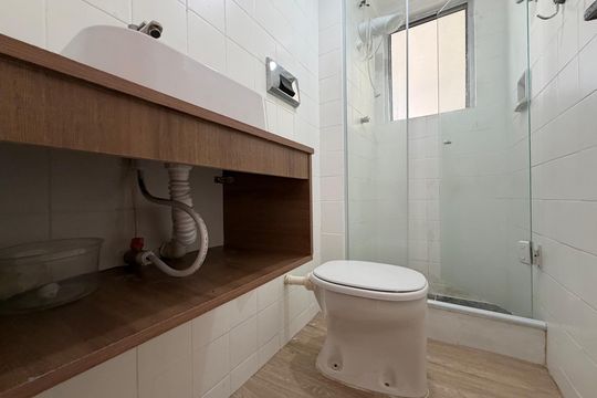 Banheiro de apartamento à venda com 2 quartos, 48m² em Freguesia (jacarepaguá), Rio de Janeiro