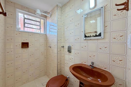 Banheiro de apartamento à venda com 2 quartos, 50m² em Itaquera, São Paulo