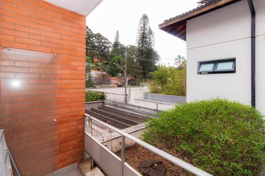 Varanda da Suíte 1 de casa à venda com 4 quartos, 434m² em Jardim Marajoara, São Paulo