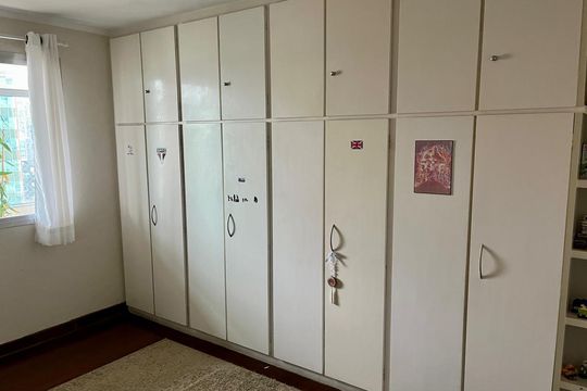 Quarto de casa de condomínio à venda com 4 quartos, 500m² em Santa Cecilia, São Paulo