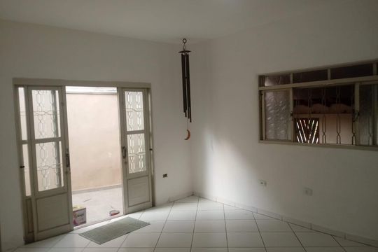 Casa à venda com 2 quartos, 175m² em Jardim Uruguai, Campinas